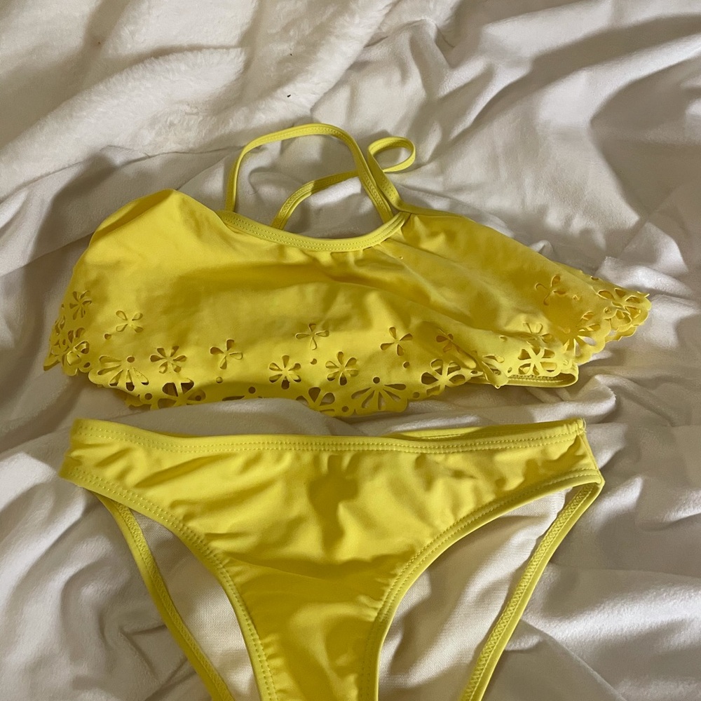 Bright yellow Bikini